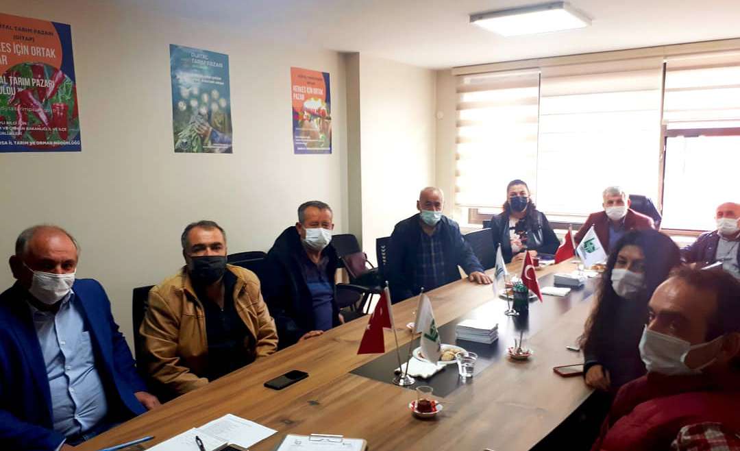 (Turkish) DİTAP (Dijital Tarım Pazarı) Sistemi Hakkında Bölge Birlik Temsilcilerimiz Bilgilendirildi